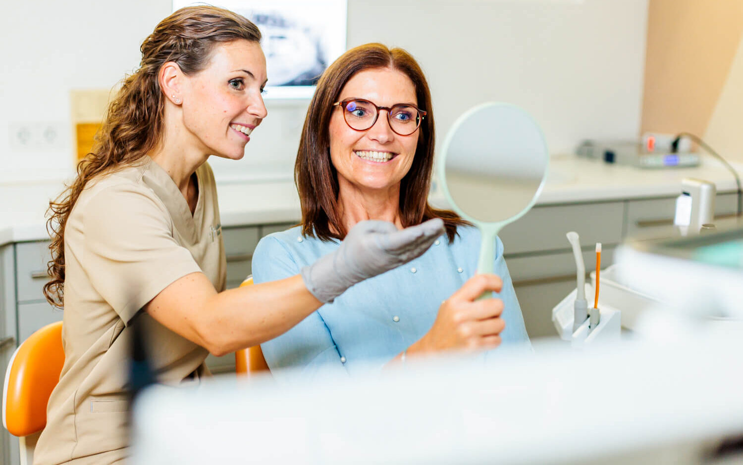 Zahnfüllungen, Veneers und Prophylaxe | Zahnarzt in Lünen